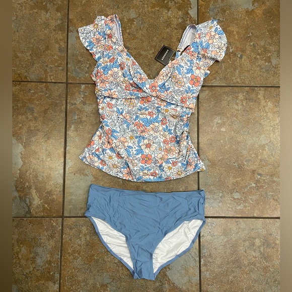 NWT Aidonger Large Takini Swimsuit - Picture 2 of 7